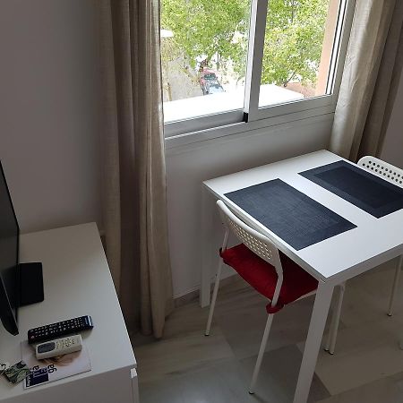 Апартаменты Fan Flat Eugenio (Adults Only) Малага Экстерьер фото