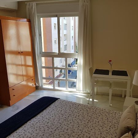 Апартаменты Fan Flat Eugenio (Adults Only) Малага Экстерьер фото