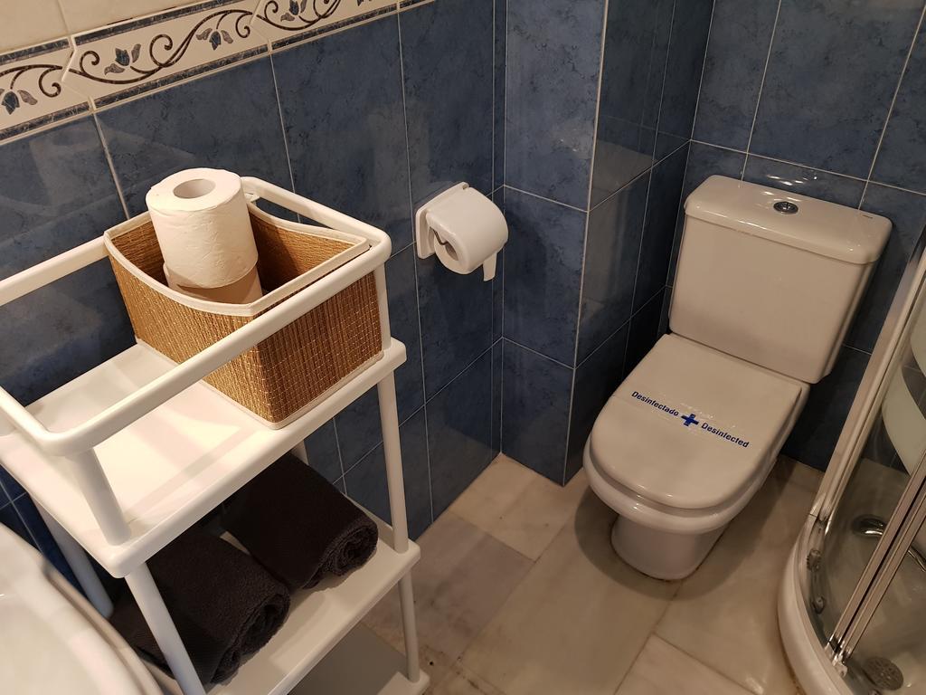 Апартаменты Fan Flat Eugenio (Adults Only) Малага Экстерьер фото