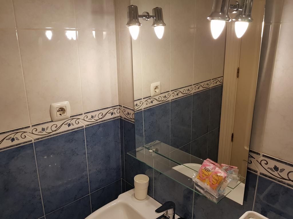 Апартаменты Fan Flat Eugenio (Adults Only) Малага Экстерьер фото
