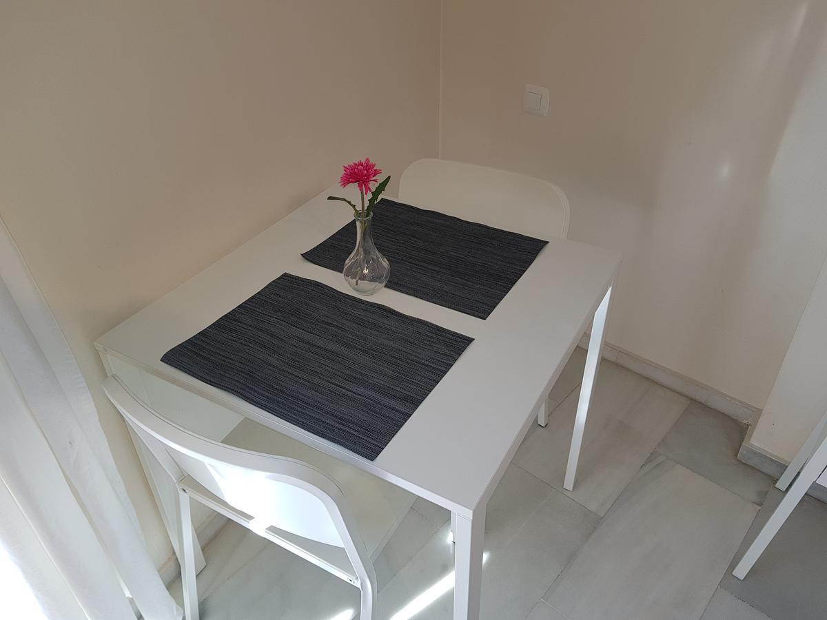 Апартаменты Fan Flat Eugenio (Adults Only) Малага Экстерьер фото